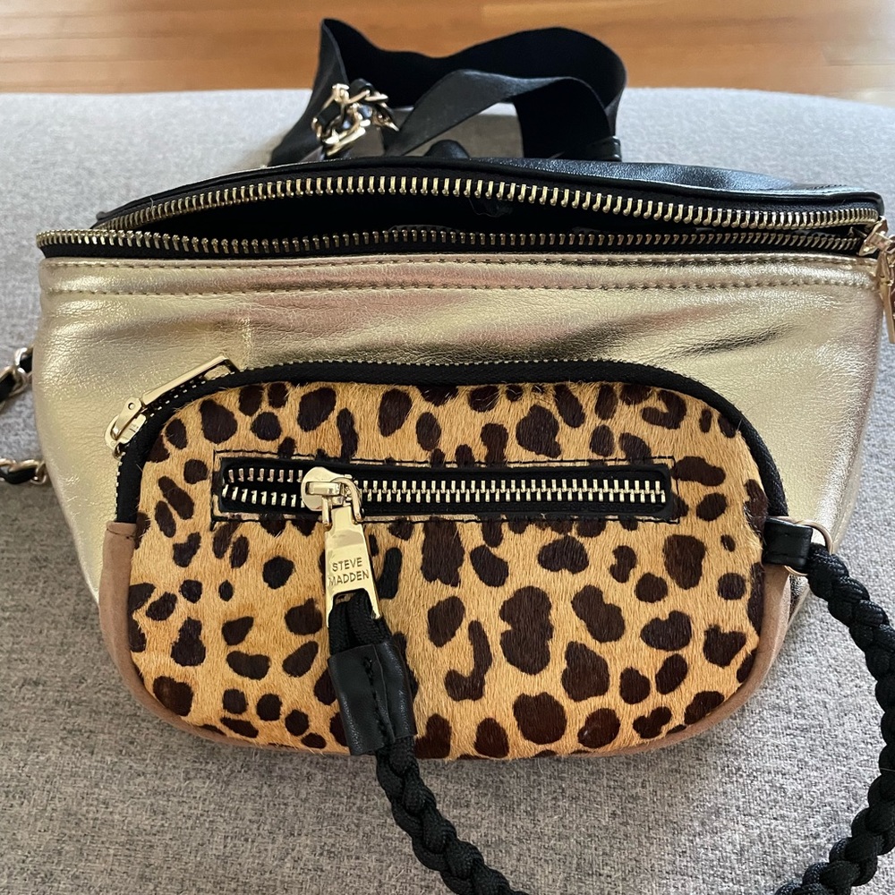 Steve Madden Fannie!!! Animal print and gold!!